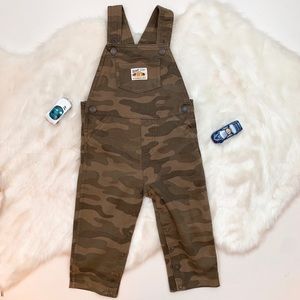 Carter’s • Camouflage Jumper